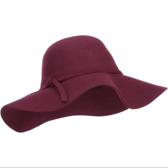 Jeanne Simmons Accessories - NWT Jeanne Simmons Wine Colored Felt Hat OS